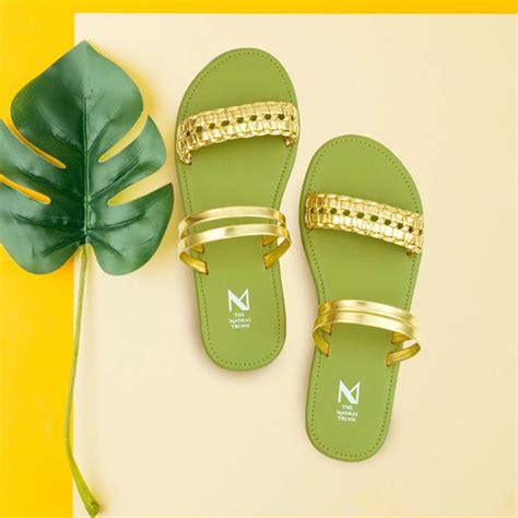 Flats – The Madras Trunk