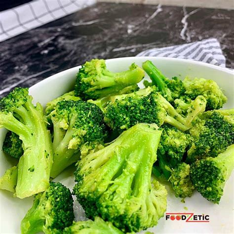 Garlic Butter Broccoli - Foodzetic