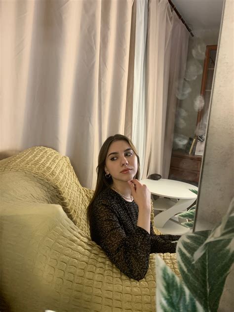 CeneliBan Webcam Model Profile | xHamsterLive