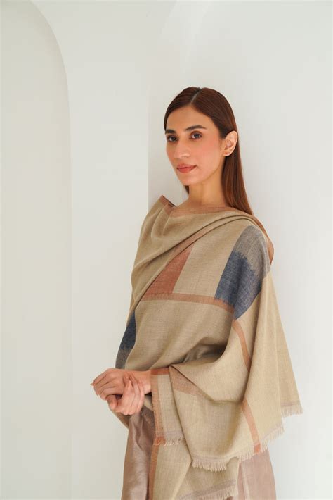 Handwoven Cashmere Ikat Stole | Kashmir Loom