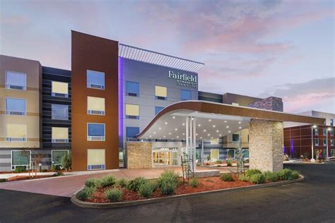 Great hotel with wonderful staff! - Review of Fairfield Inn & Suites ...