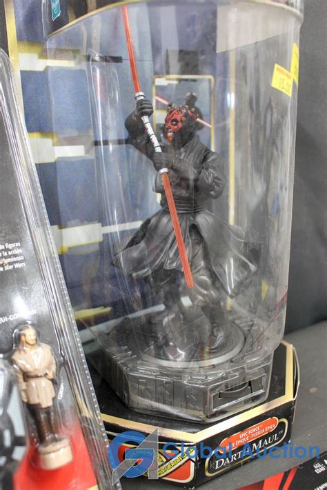 (6) NIB Star Wars Collectibles