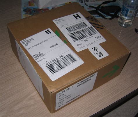 Alienware Shipping Box 的图像结果