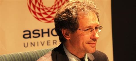 'The Gandhi family needs to democratise the Congress to retain their ...