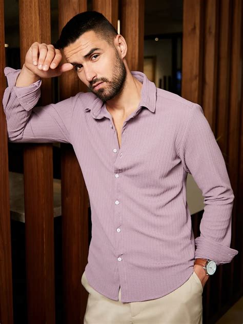 ₹899 | Campus Sutra men's Lavender Stripe-Creased Shirt - Campussutra