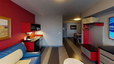 Art of Animation Cars 的图像结果