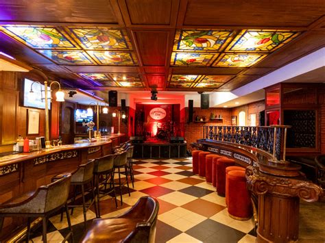 Restaurants Reviews, Restaurants design, Dining Experiences ...