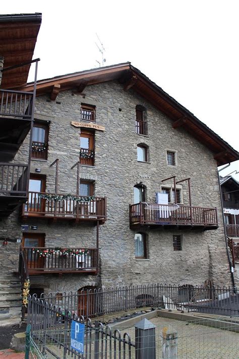 LO COPPA FEN (Aosta) - Apartment Reviews, Photos, Rate Comparison ...
