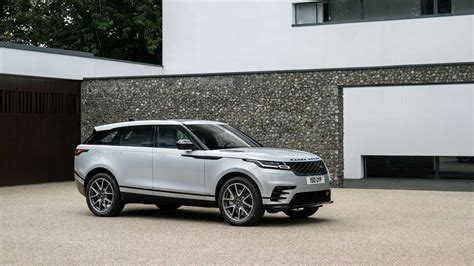 2021 Range Rover Velar Debuts With New Tech, Electrified Engines ...