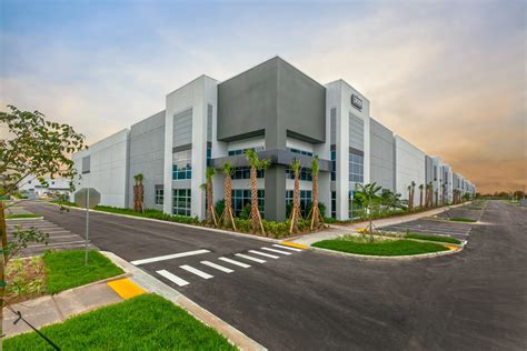 South Florida Distribution Center - Hernandez Development & Construction
