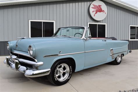 1953 Pontiac Chieftain | Classic & Collector Cars
