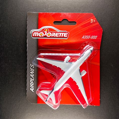 MAJORETTE AIRPLANE A350-900 – The World Of Nerds