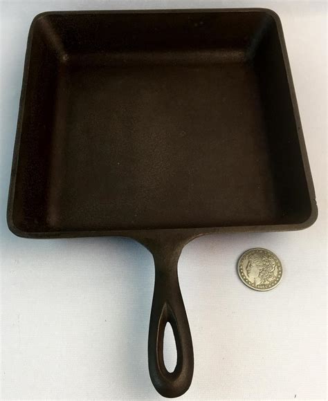 Lot - Vintage c. 1960 Lodge 8 SQ SK D Cast Iron Square Skillet