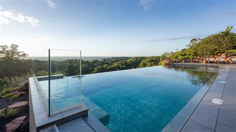 Adding an Infinity Edge On a Pool 的图像结果