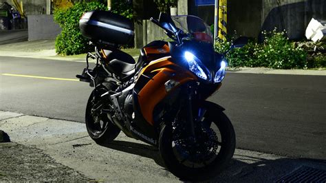 10 Best Eight-Passenger Vehicles