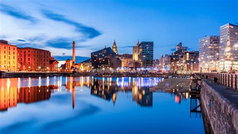 Un Paseo por Liverpool › Premier English School