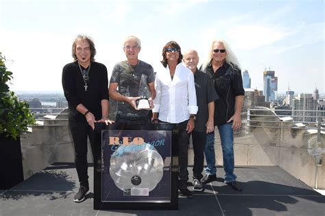 When REO Speedwagon Had Their Breakthrough - Best Classic Bands