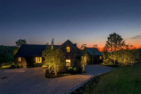 Furnished 29 Acre High View Farm Includes Mortise & Tenon Barn and ...