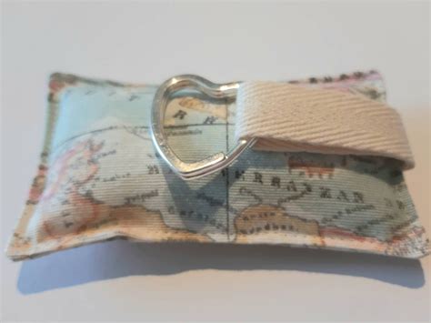 Local Map Pin Keychains 的图像结果