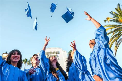 Universal Studios Hollywood - Grad Bash 2025 - MiceChat