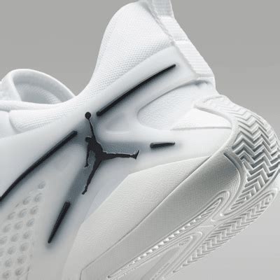 Jordan Heir Series PF 'Triple White' Women's Basketball Shoes. Nike IN