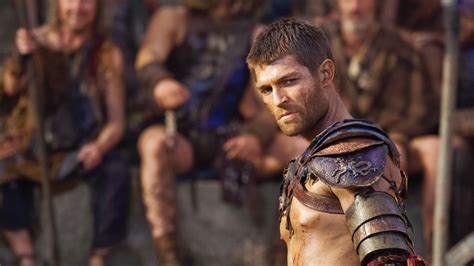 Watch Spartacus (Doblado) S02:E02 - Rendición - Free TV Shows | Tubi