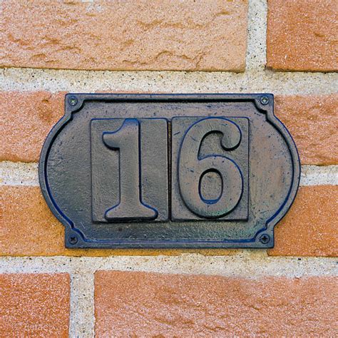 Number 16 - Free Picture of the Number Sixteen