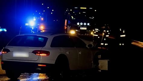 Wypadek w Kamienicy. Nietrzeźwy kierowca Audi poszkodowany - Limanowa.in