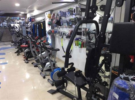 Fitness World Gym Equipment - FitnessRetro