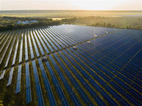 Solar Tech 的图像结果