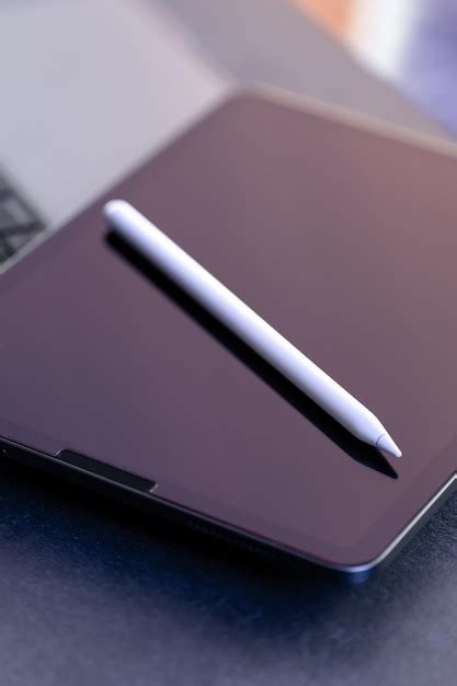 Computer Tablet with Pen 的图像结果