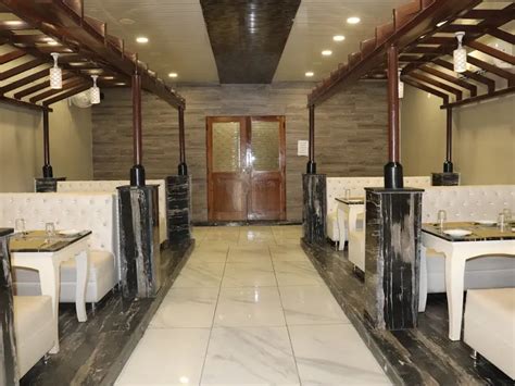 Best of 11 bars with live music in Rishikesh Dehradun