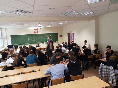 VIII Liceum Ogólnokształcące im. Adama Asnyka