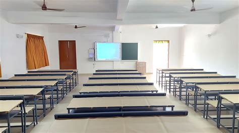 LECTURE HALL | THE ERODE COLLEGE OF PHARMACY & RESEARCH INSTITUTE