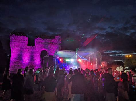 Bishops Waltham Music Festival 2025, Bishops Waltham Palace English ...