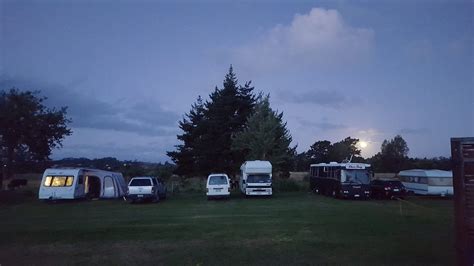 RIVERSIDE HOLIDAY PARK (Mangawhai) - Campground Reviews & Photos ...