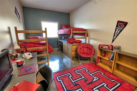 U Of H Dorms