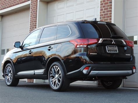 2017 Mitsubishi Outlander ES Stock # 038437 for sale near Edgewater Park, NJ | NJ Mitsubishi Dealer