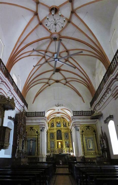 Ribs-on-ceiling-accentuated-with-red-clay | thinkMATTER