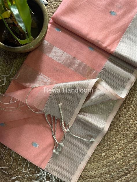 Maheshwari Peach Silver Butti Saree SGSB012 – Rewa Handloom