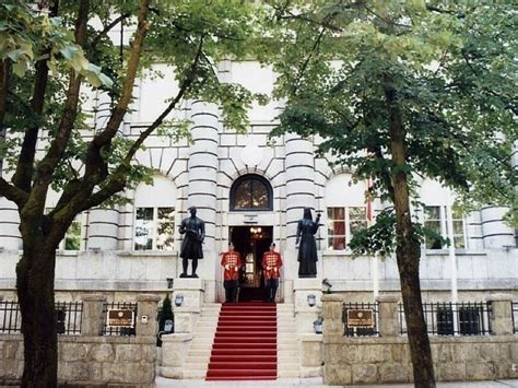Cetinje, the Old Royal Capital | Meer