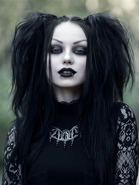 Pin by Lina Sikström on Frisyrer | Goth hair, Goth beauty, Gothic ...