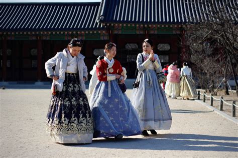 Transformation of traditional clothes: South Korea’s hanbok — TFR