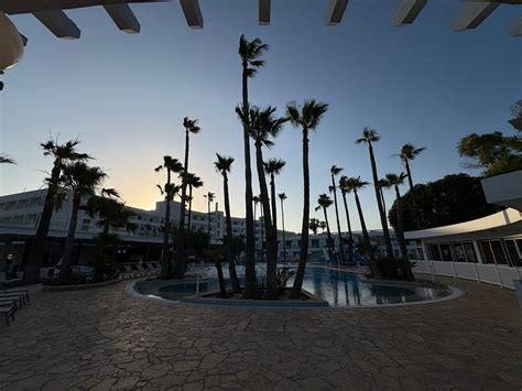DOME BEACH HOTEL AND RESORT (Ayia Napa) - Hotel Reviews, Photos, Rate ...