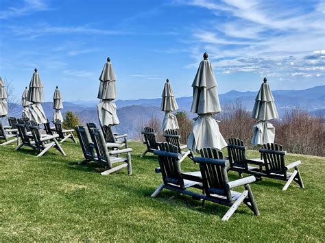 4 North Carolina Vacation Spots Foodies Love For 2025 — Chef Denise