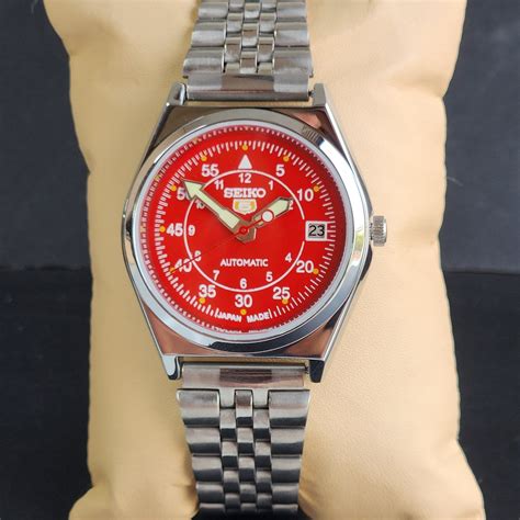 Vintage Mod Seiko 5 Automatic Red Face 6309A 17 Jewels Japan Men's Dat ...
