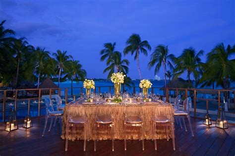 Dreams Sands Cancun Resort & Spa Weddings | 2025 Costs