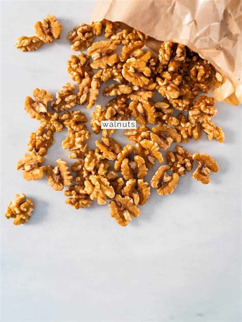 Homemade Walnut Milk Recipe and Benefits + Oat Milk Benefits