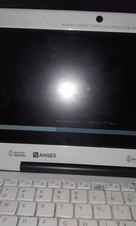 Windows Is Loading Files 的图像结果