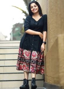 Cocktail Dresses For Women at Best Prices in India | Flipkart.com
